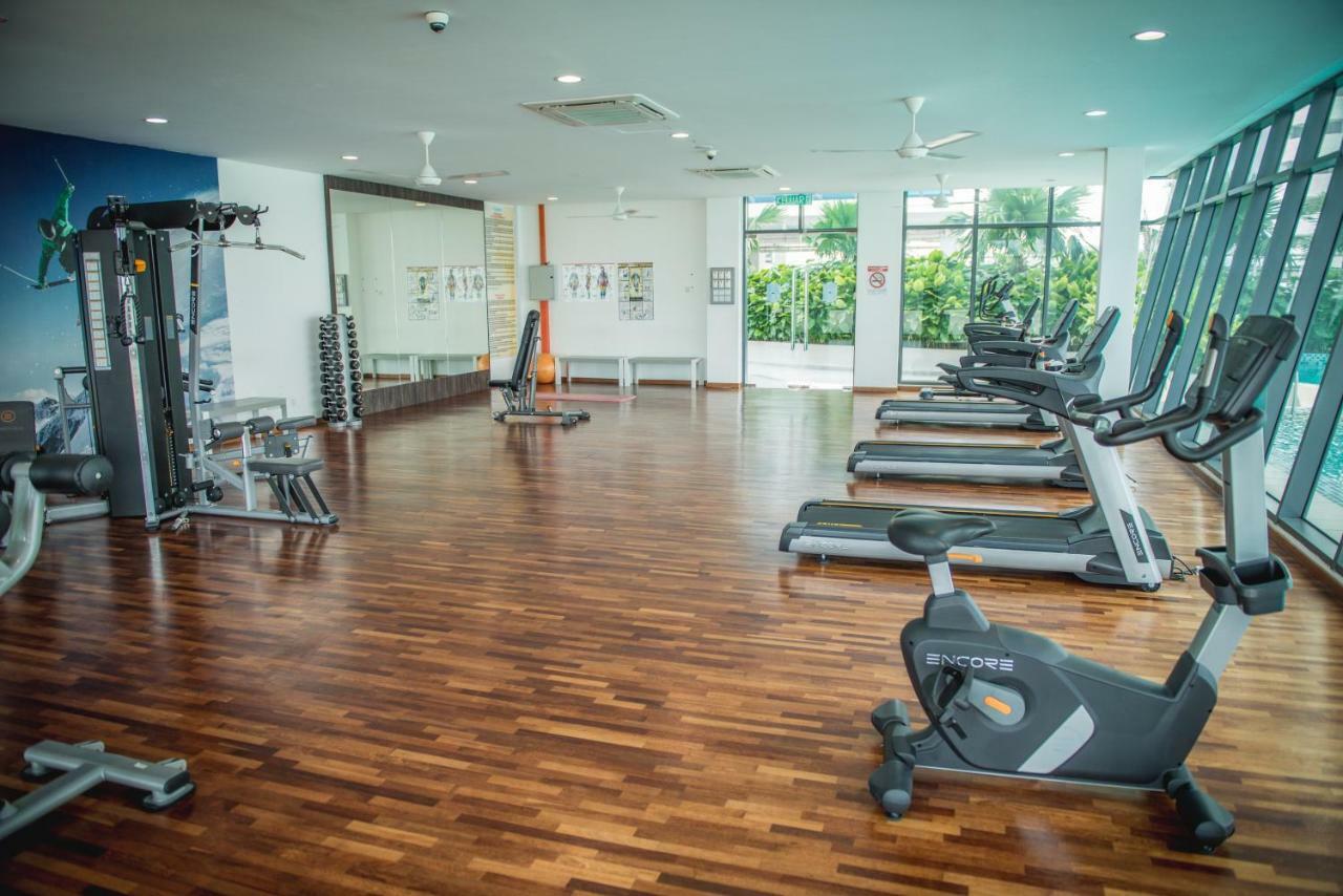 Amerin Mall & Suites Seri Kembangan Esterno foto